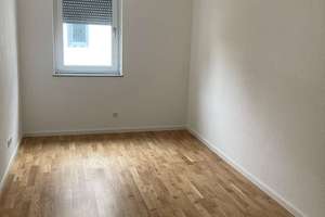 Moderne 4-Zimmer-Wohnung mit hochwertiger Ausstattung in Waldenbuch – Die vollständige Adresse der Immobilie erhältst du vom Anbieter., 71111 Waldenbuch – Vorschaubild 8