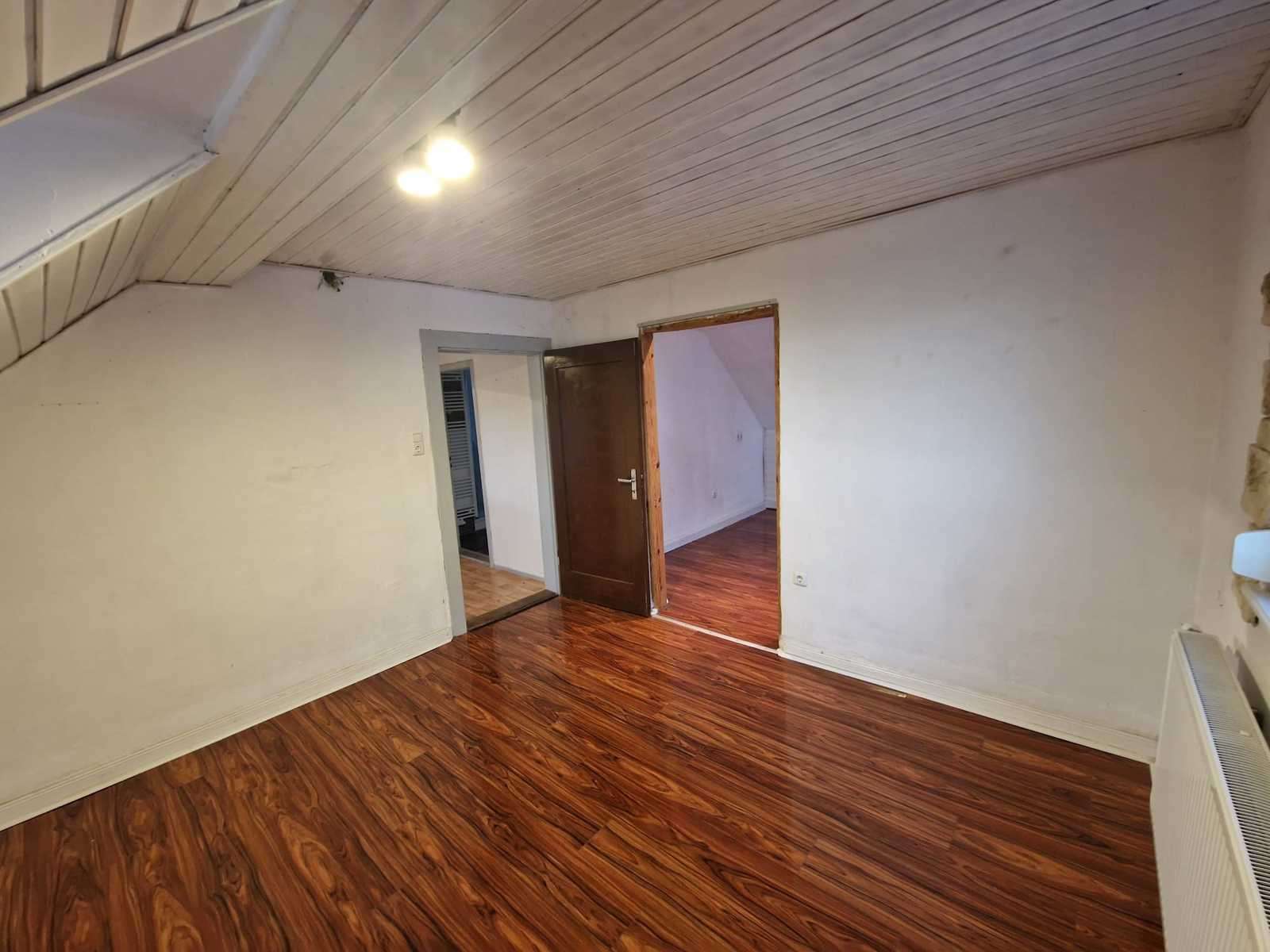 Immobilie in Niederwerrn - Für Ihre Familie: Historisches Einfamilienhaus - umfangreich modernisiert! - Bild 0