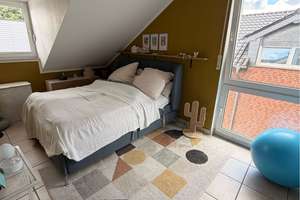 Lebendig wohnen: 3,5-Zimmer-Dachgeschosswohnung in Oberhausen – Kiefernstraße 21, 46147 Sterkrade-Nord, Oberhausen – Vorschaubild 9