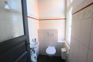 Exklusive Altbau-Etagenwohnung in historischer Stadtvilla im Zentrum vom Augsburg – Die vollständige Adresse der Immobilie erhältst du vom Anbieter., 86150 Bahnhofs-, Bismarckviertel, Augsburg – Vorschaubild 21
