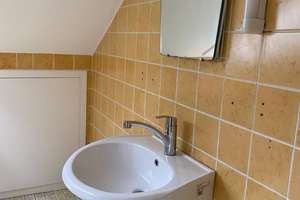 "Helle, ruhige 2 Zimmer DG Wohnung mit Balkon in schöner Lage von Degerloch" – Felix-Dahn-Str. ., 70597 Degerloch (Ortsteil), Stuttgart – Vorschaubild 9
