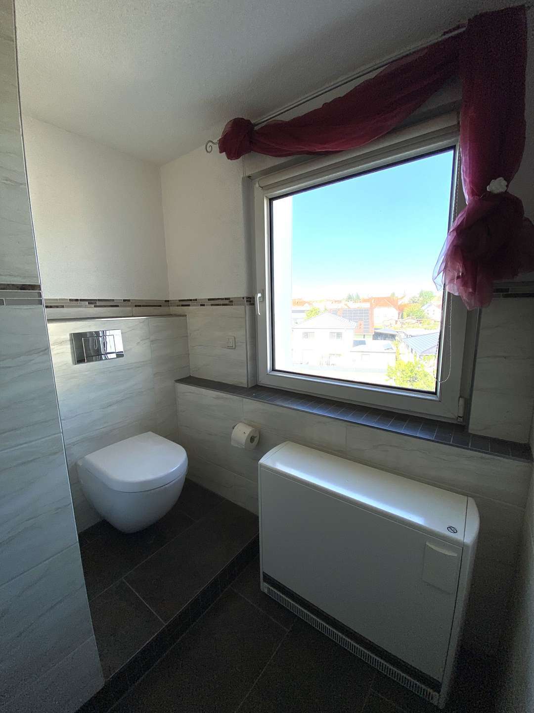 Immobilie in Groitzsch - Tolles Stadthaus mit Garage und Zufahrt - auch Generationswohnen möglich - in Groitzsch zu verkaufen - Bild 0