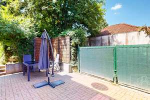 Familienfreundliche Doppelhaushälfte mit Wintergartenbalkon und Garten – mitten in Pirmasens – Die vollständige Adresse der Immobilie erhältst du vom Anbieter., 66955 Pirmasens, Pirmasens – Vorschaubild 24