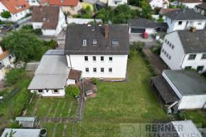 Charmantes Mehrfamilienhaus mit großem Grundstück in ruhiger Lage – Die vollständige Adresse der Immobilie erhältst du vom Anbieter., 90427 Großgründlach, Nürnberg – Vorschaubild 2