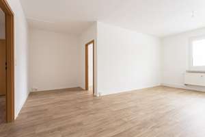 Frisch renoviert - 4-Raum Wohnung in toller Lage – Max-Müller-Str. 66, 9123 Markersdorf, Chemnitz – Vorschaubild 4