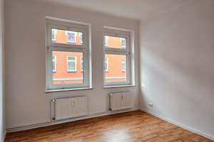 Mit Video: Auf Wunsch mit EBK! 2-Raumwohnung mit Duschbad & Balkon! – Otto-Richter-Straße 6, 39116 Sudenburg, Magdeburg – Vorschaubild 3