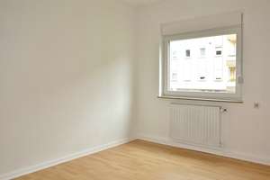 Krefeld - Nähe Forstwaldstr., frei nutzbare 3 Zimmer Erdgeschoss Wohnung, modernes Duschbad, Balkon – Die vollständige Adresse der Immobilie erhältst du vom Anbieter., 47804 Kempener Feld/Baackeshof, Krefeld – Vorschaubild 5