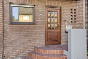 **Charaktervolles Zuhause, für individuelles Wohnen mit großzügiger Ausstattung** – Die vollständige Adresse der Immobilie erhältst du vom Anbieter., 40764 Langenfeld (Rheinland) – Vorschaubild 2