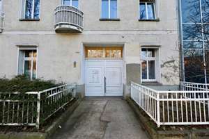 FRANZÖSISCHER BALKON & GEMEINSCHAFTSGARTEN - GUTER SCHNITT &  ZENTRAL GELEGEN - ZUR ZEIT VERMIETET – Die vollständige Adresse der Immobilie erhältst du vom Anbieter., 13187 Pankow (Ortsteil), Berlin – Vorschaubild 3