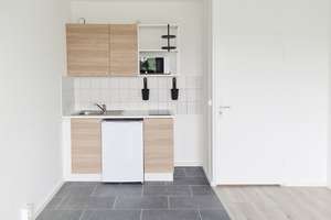 Ideales Student:innen Appartement inklusive Einbauküche – Zerbster Straße 43, 6124 Westliche Neustadt, Halle (Saale) – Vorschaubild 1
