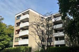 Großzügige 2, 2 1/2 Zimmer-Wohnung im GRÜNEN...