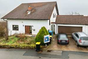 Zweifamilienhaus mit Potential in ruhiger Lage von Schwarzach! – Neckar-Odenwald-Kreis – Vorschaubild 2