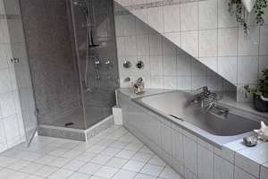 Großzügige lichtdurchflutete 2,5-Zimmer-Maisonette-Wohnung mit sonniger Dachterrasse – Die vollständige Adresse der Immobilie erhältst du vom Anbieter., 91056 Frauenaurach, Erlangen – Vorschaubild 23