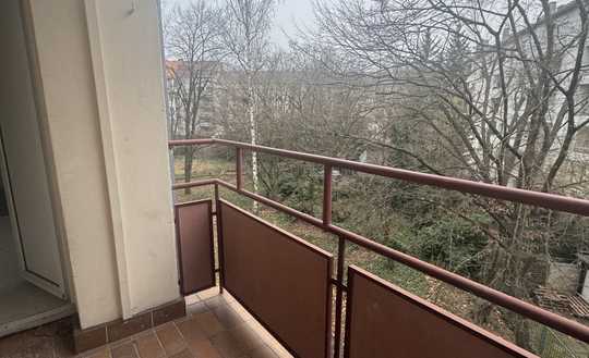 4-Zimmer-Wohnung mit Balkon!