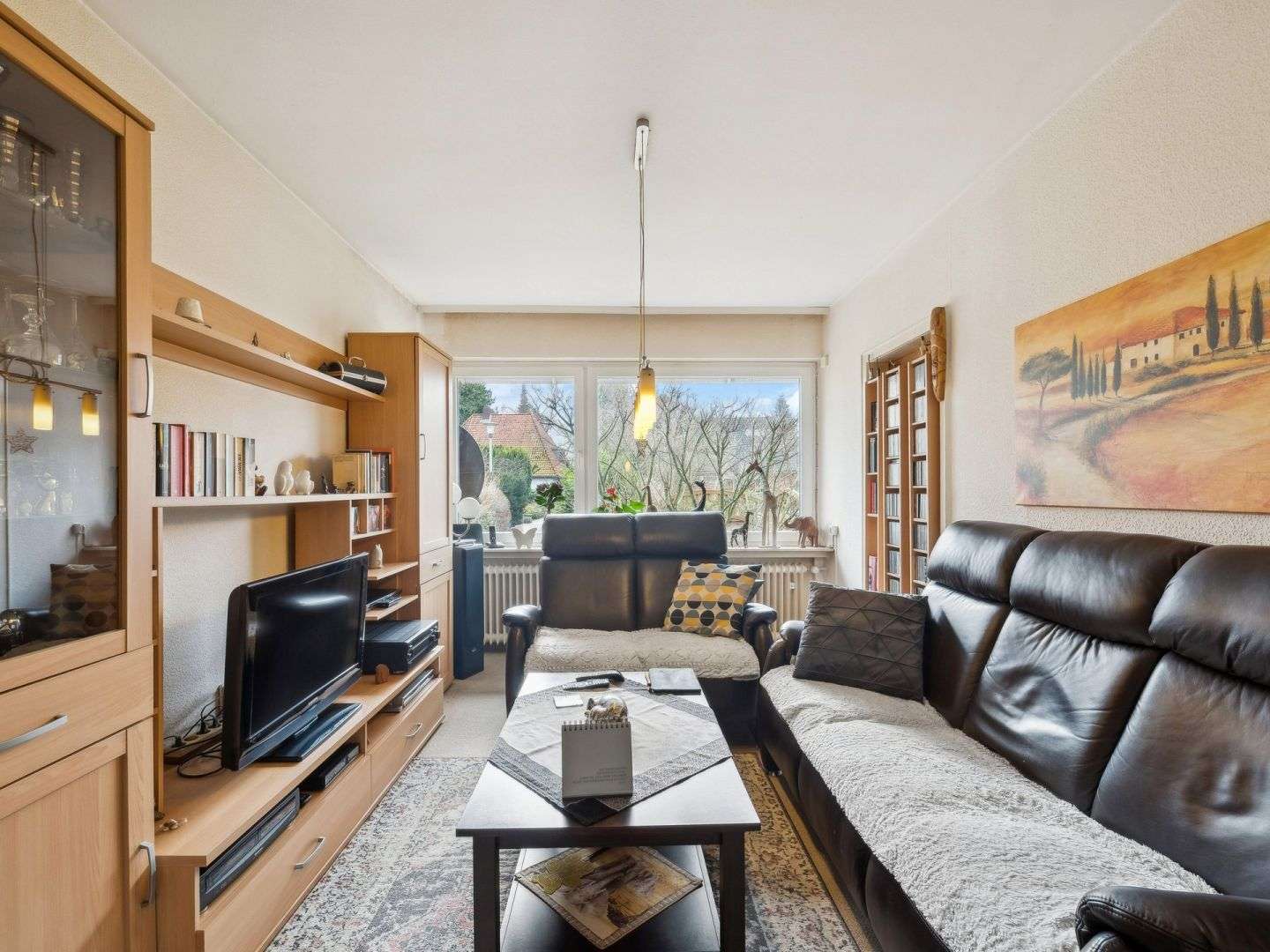 Immobilie in Otterndorf - Großzügiges Wohnhaus mit Einliegerwohnung in attraktiver Lage von Otterndorf - Bild 0