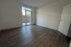 Viel Freiraum in Bonn: Großzügige 4-Zimmer-Wohnung in Endenich – Endenicher Straße 246, 53121 Endenich, Bonn – Vorschaubild 2