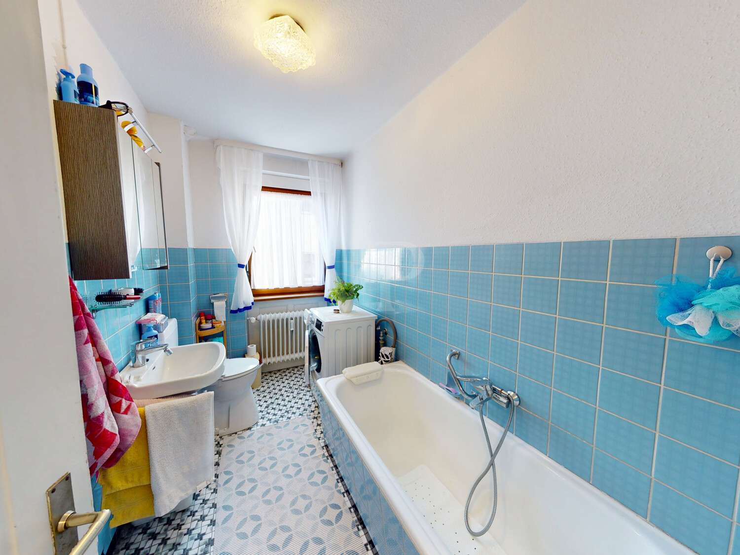 Immobilie in Sasbach - Charmantes ZFH – ideal für Familien & Mehrgenerationen - Bild 0