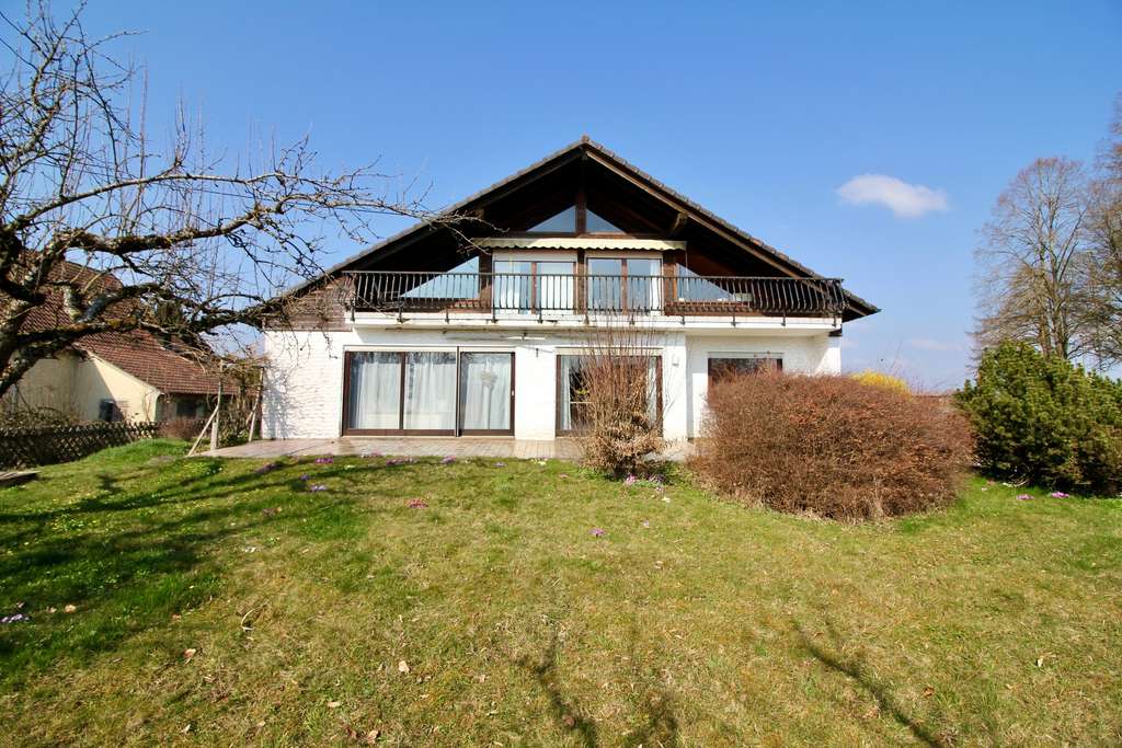 Immobilie in Alfdorf - Alfdorf | Großzügiges Einfamilienhaus mit Substanz, Garten und Entwicklungspotenzial - Bild 1