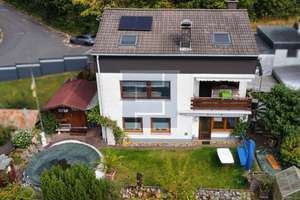 RESERVIERT: Gepflegtes Einfamilienhaus mit Weitblick – Die vollständige Adresse der Immobilie erhältst du vom Anbieter., 57223 Kreuztal – Vorschaubild 2