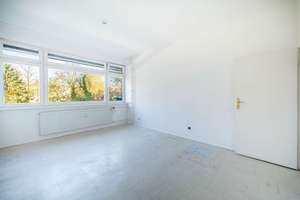 🍀 Gelegenheit in Schmargendorf – sanierungsbedürftige 3-Zi-Whg mit Lift, Balkon & Blick ins Grüne – Die vollständige Adresse der Immobilie erhältst du vom Anbieter., 14193 Schmargendorf, Berlin – Vorschaubild 2