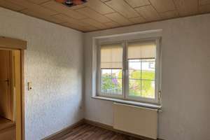 Familienfreundliches Haus in ruhiger Lage mit Garten! – Die vollständige Adresse der Immobilie erhältst du vom Anbieter., 9114 Borna-Heinersdorf, Chemnitz – Vorschaubild 4