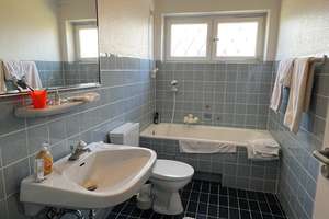 Großzügiger Bungalow mit separatem Anbau auf weitläufigem Grundstück in Kempten-Thingers – Die vollständige Adresse der Immobilie erhältst du vom Anbieter., 87439 Thingers, Kempten (Allgäu) – Vorschaubild 16