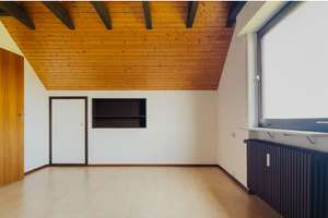 Charmante 2-Zimmer-wohnung mit Balkon – ruhige Lage (Nur an Frauen zu vermieten) – iltesweg 4, 72768 Sickenhausen, Reutlingen – Vorschaubild 5