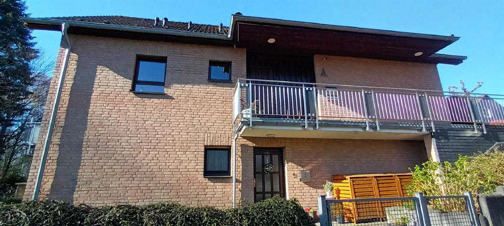 Immobilie in Kürten - Schön, großzügig u. gepflegt, ZFH mit großer Doppelgarage in ruhiger Lage
 - Bild 2