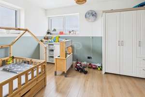Neuwertiges, familienfreundliches Einfamilienhaus in ruhiger Wohnlage – Die vollständige Adresse der Immobilie erhältst du vom Anbieter., 86856 Hiltenfingen – Vorschaubild 9