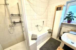Drei in Einem!
Ihr Mehrfamilienhaus in Regensburg Harting! – Die vollständige Adresse der Immobilie erhältst du vom Anbieter., 93055 Burgweinting-Harting, Regensburg – Vorschaubild 22