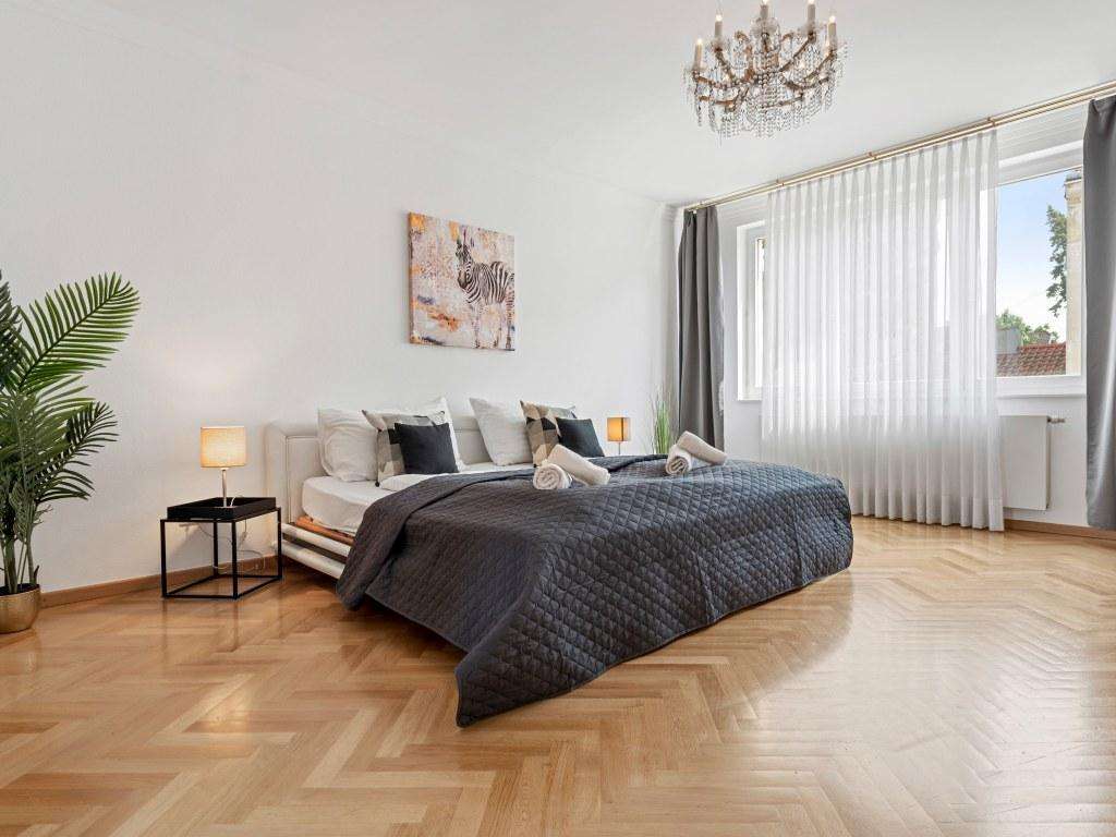 Deluxe Apartment mit 1 Schlafzimmer und Dachterrasse, Bezirk 18