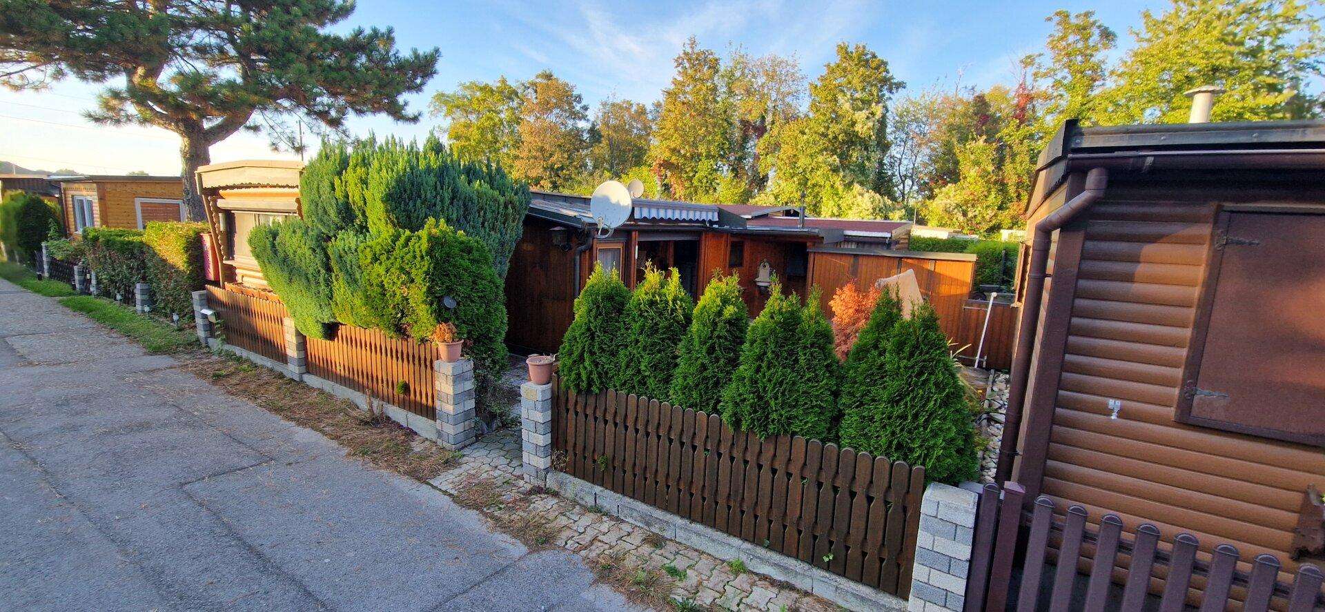 Jeden Tag Ferien, Ferienhaus beim Badesee in Wien