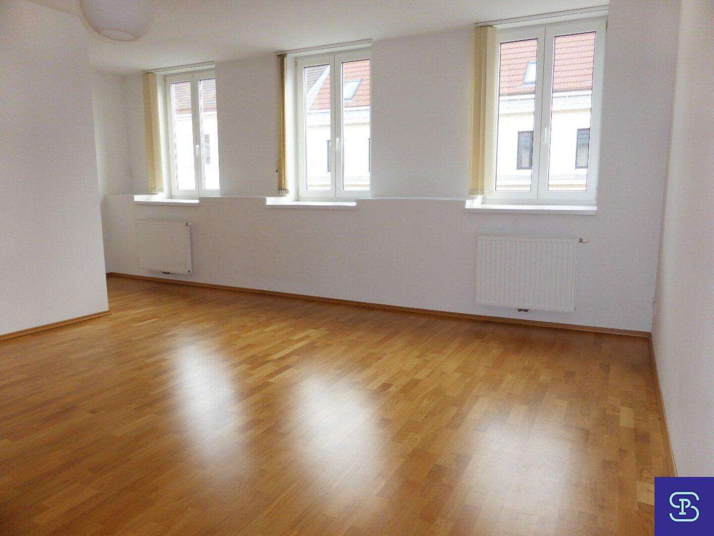 Provisionsfrei: Schöne 57m² DG-Wohnung mit Einbauküche und Lift - 1050 Wien