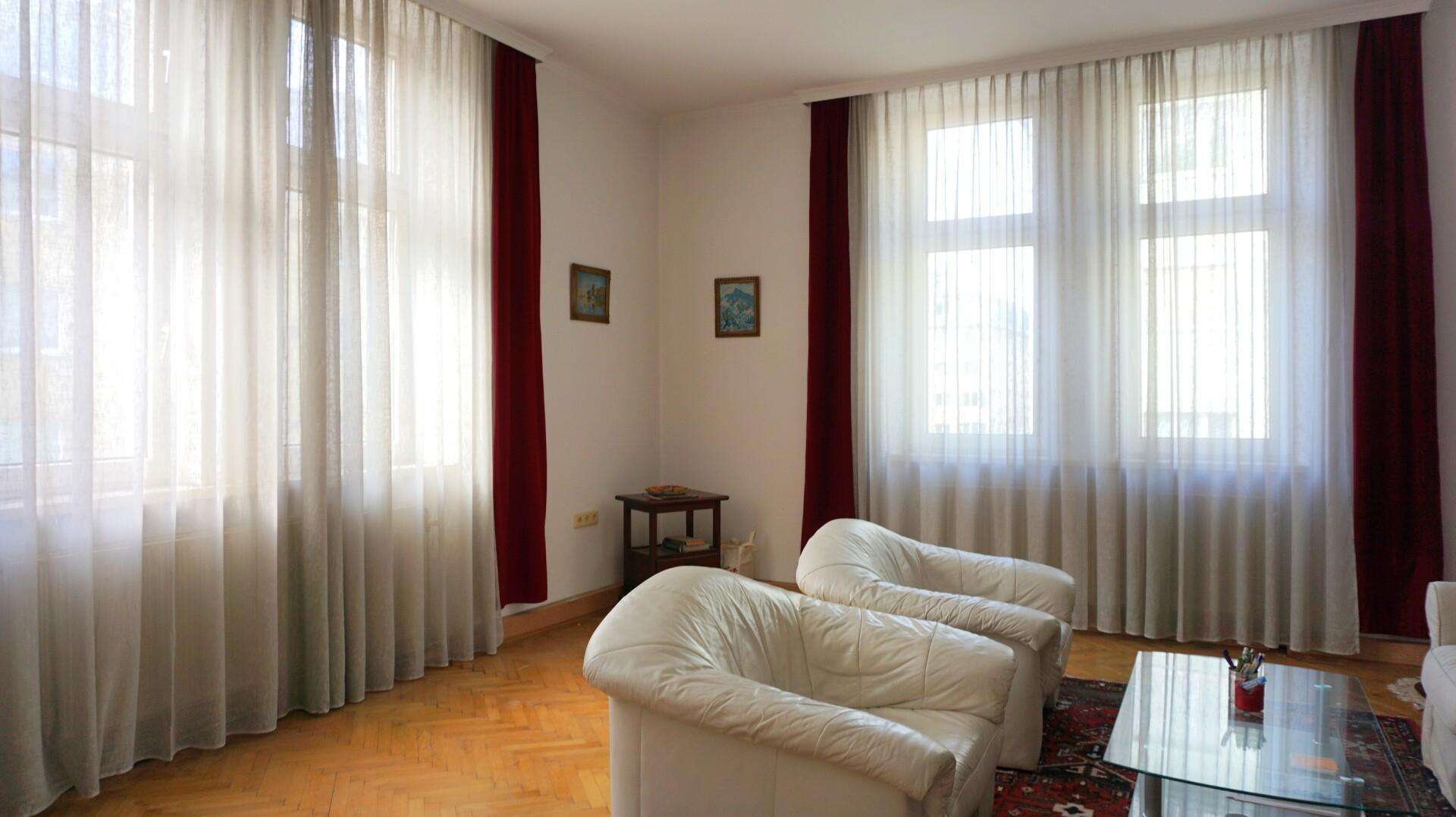 Altbau Eigentumswohnung in Felsgasse, 5 Min zu U3 Enkplatz!