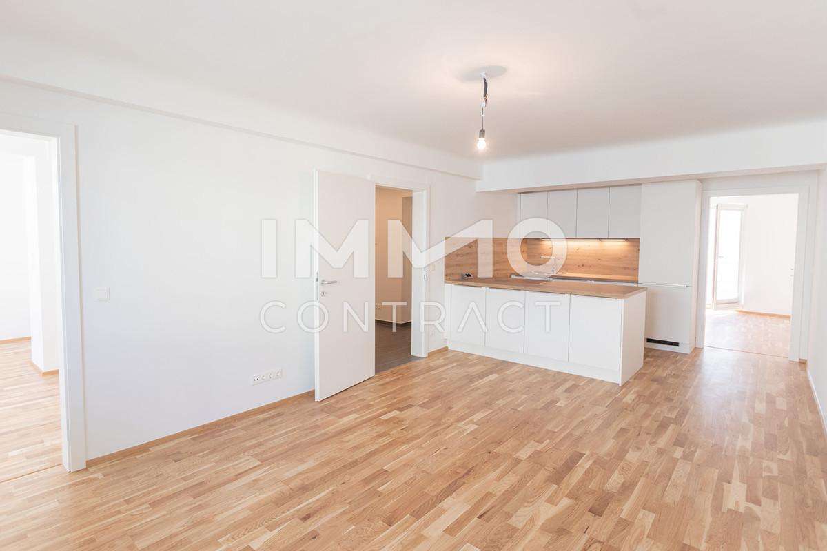 Sonnendurchflutete 3 Zimmer Wohnung mit 2 Loggien! Hoher Liftstock