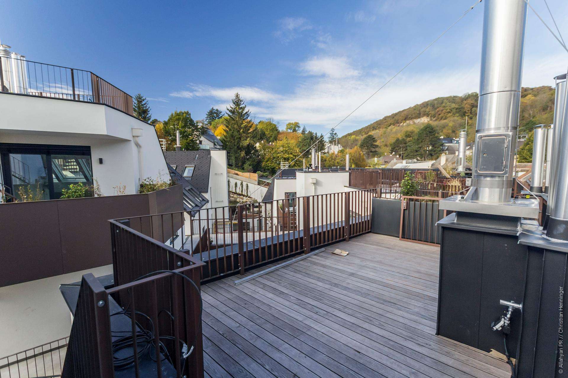 Genießen Sie die Morgensonne von Ihrer begrünten Dachterrasse