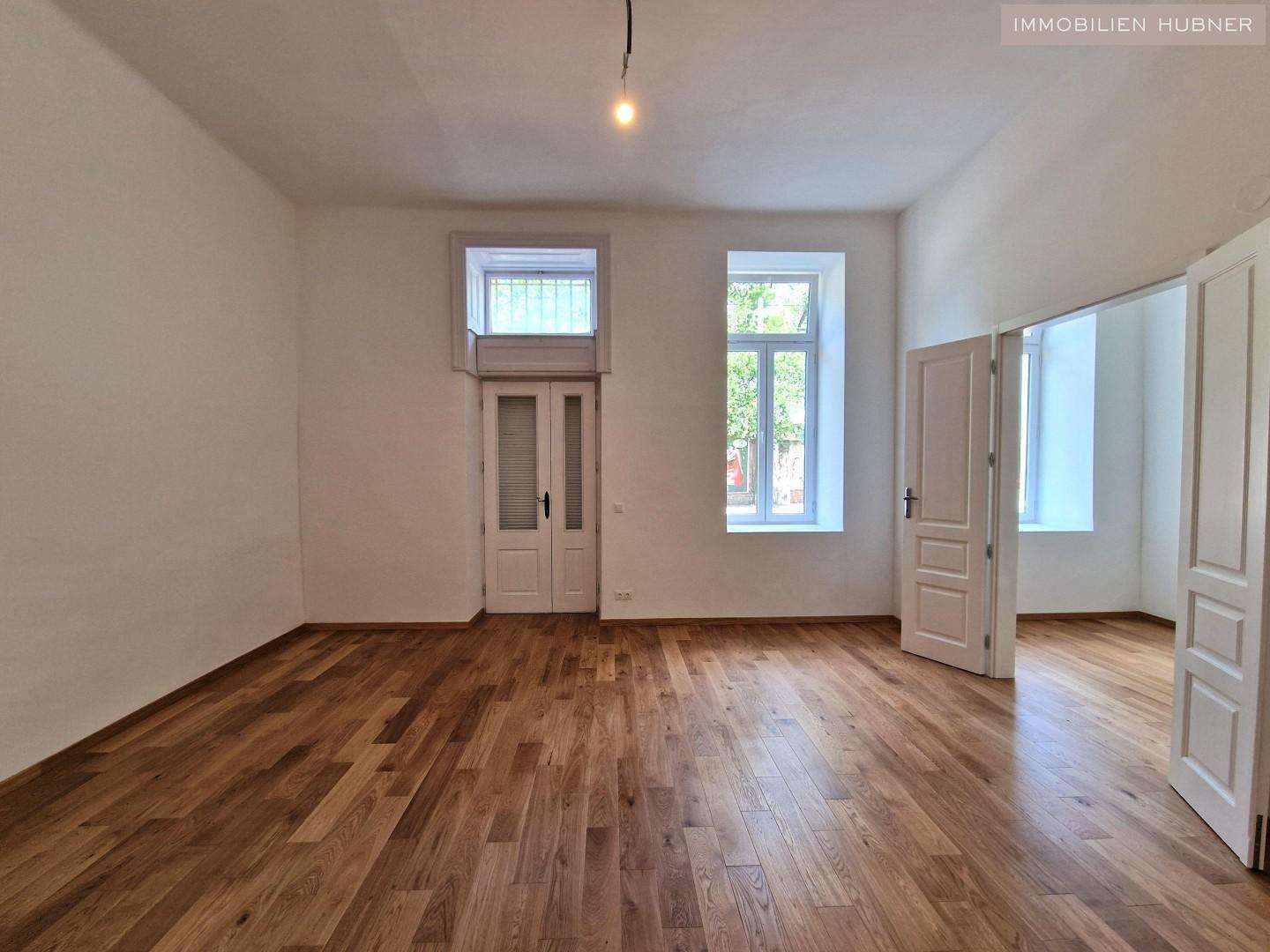 EINE WOHNUNG - VIELE MÖGLICHKEITEN ++ Wohnbüro mit separatem Straßenzugang ++ ERSTBEZUG!!