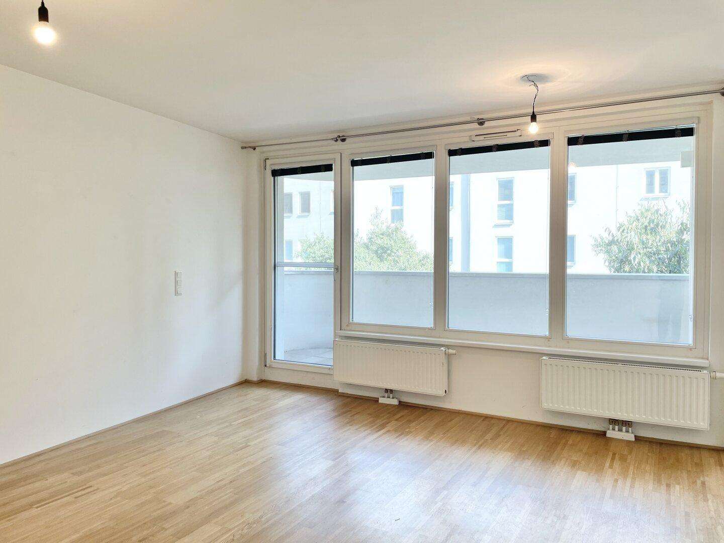 PROVISIONSFREI VOM EIGENTÜMER! NETTE 2-ZIMMER-WOHNUNG MIT BALKON NÄHE LEBERBERG!