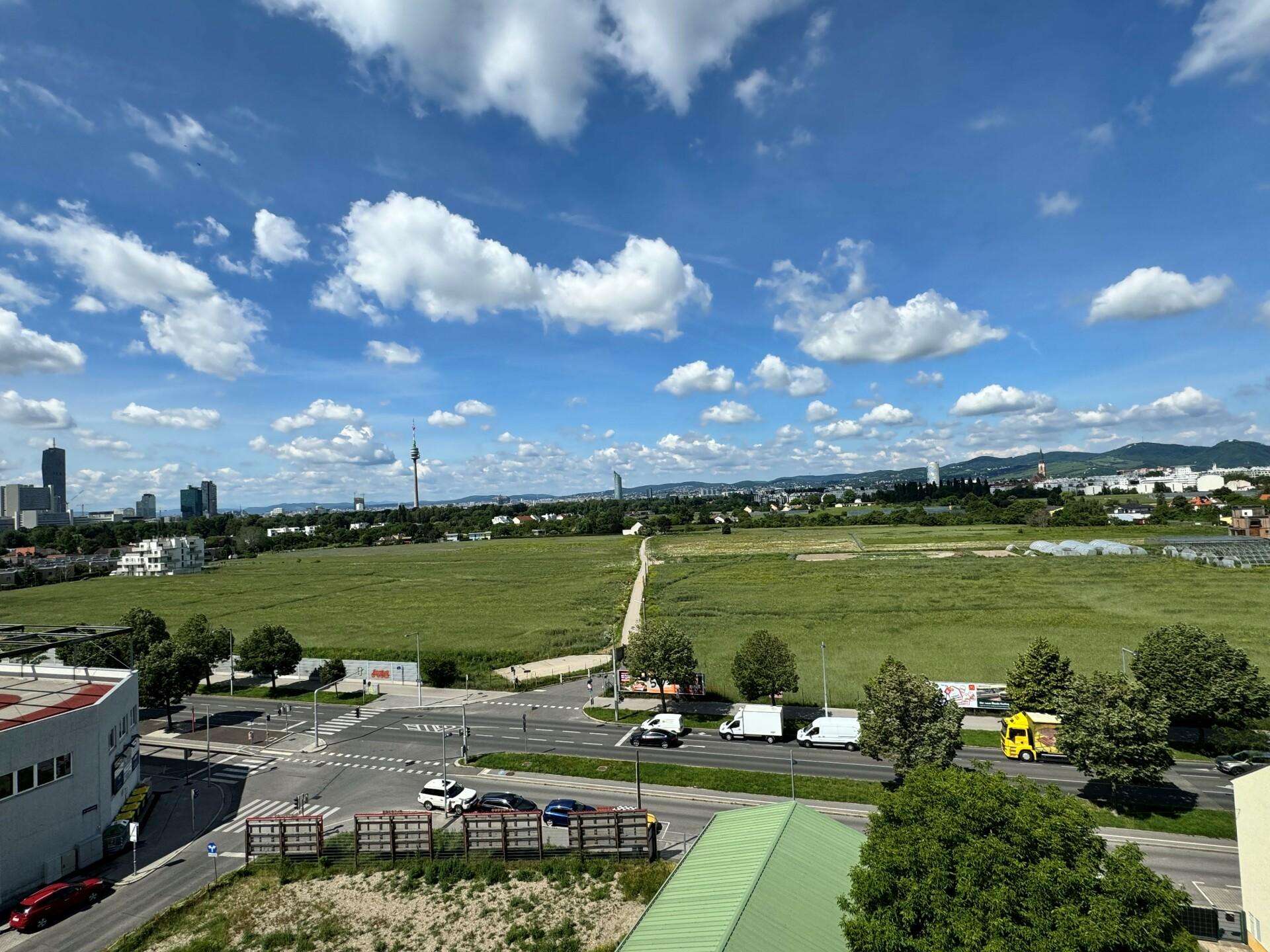 Lichtdurchflutete 2-Zimmer-Dachgeschosswohnung mit herrlichem Weitblick!