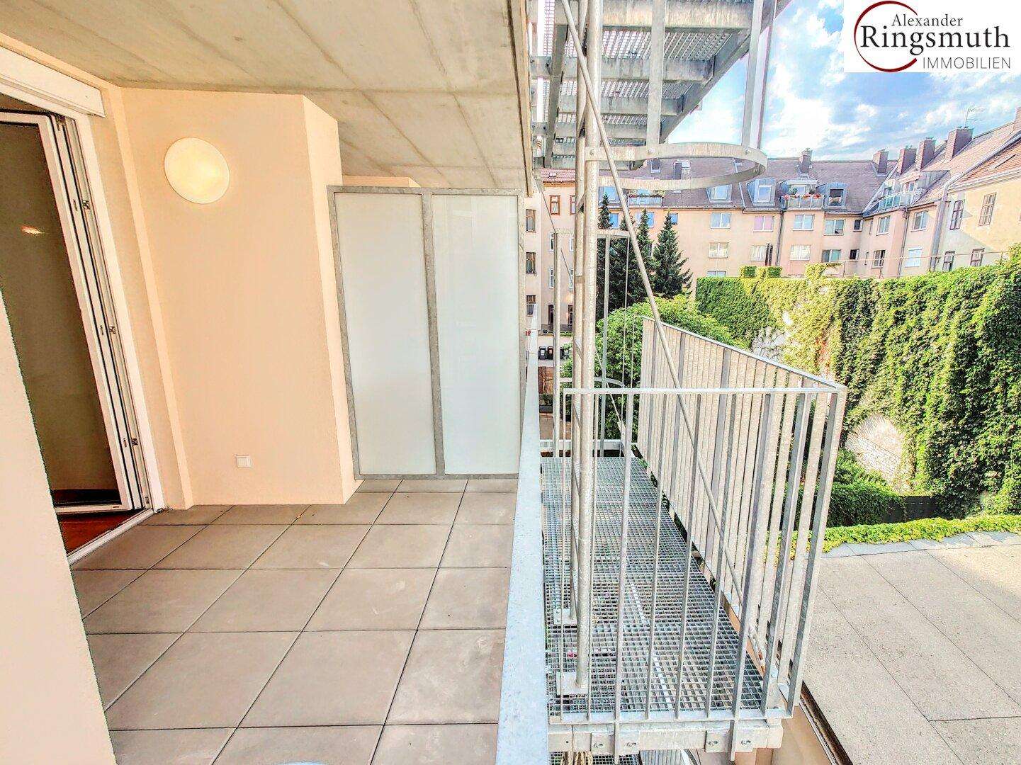 10 Jahre Befristung! Neubauwohnung - hofseitiger Balkon - Fußbodenheizung - ruhig + gute Anbindung
