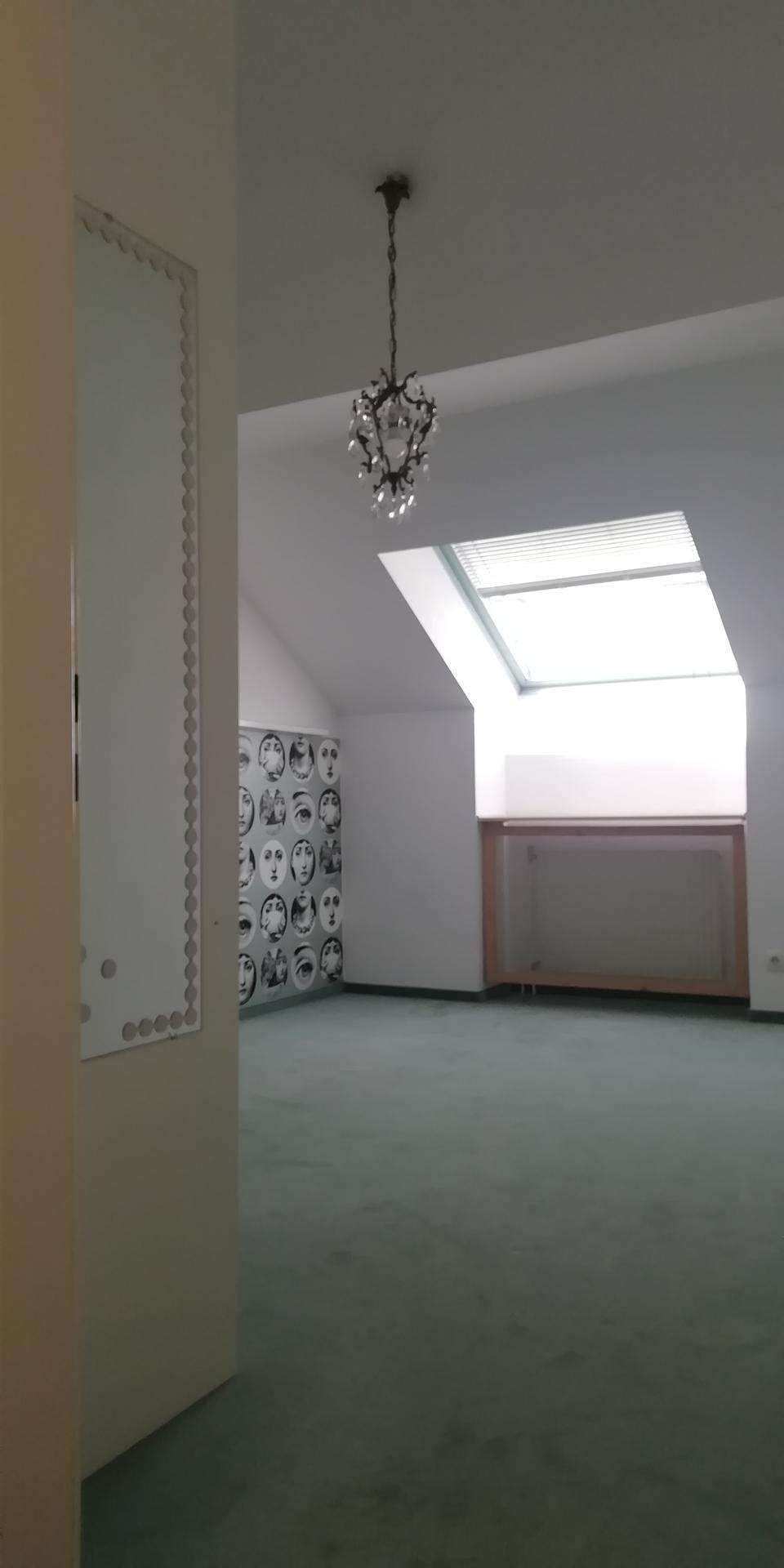 Helle loftartige Dachterrassenwohnung von PRIVAT!