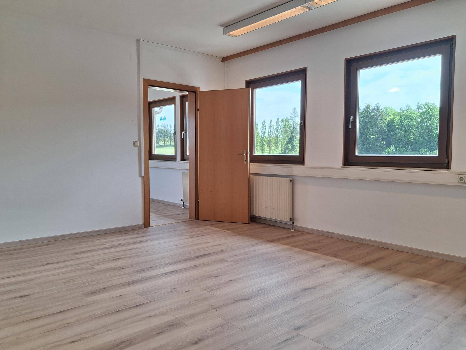 Perfekte gelegene Büroräume mit vielen Extras im Almtal! - Ansicht 4