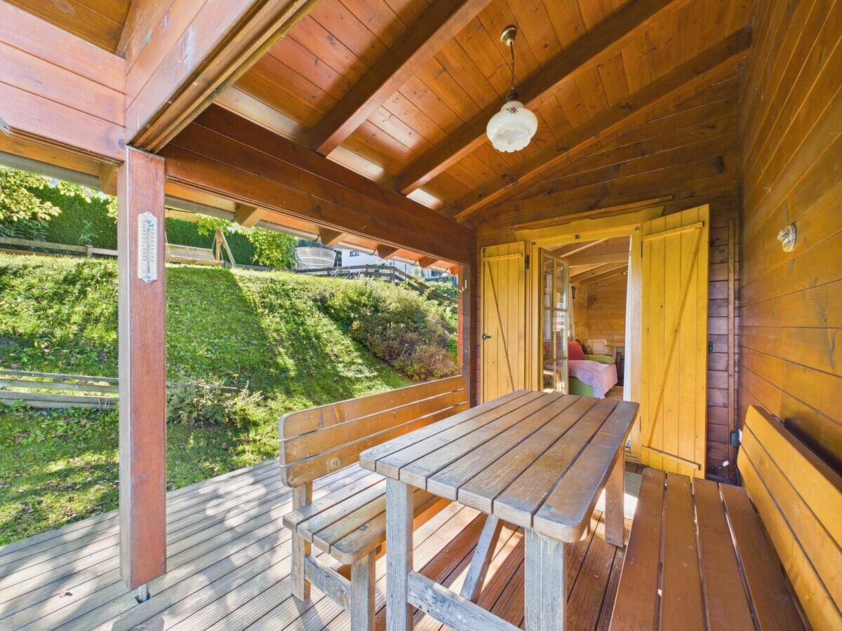 überdachte Terrasse