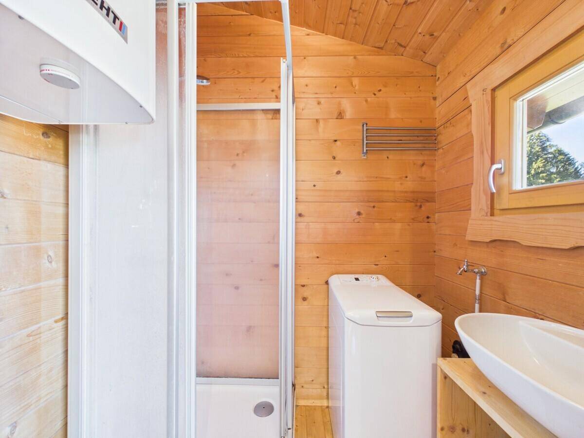 Bad mit Dusche