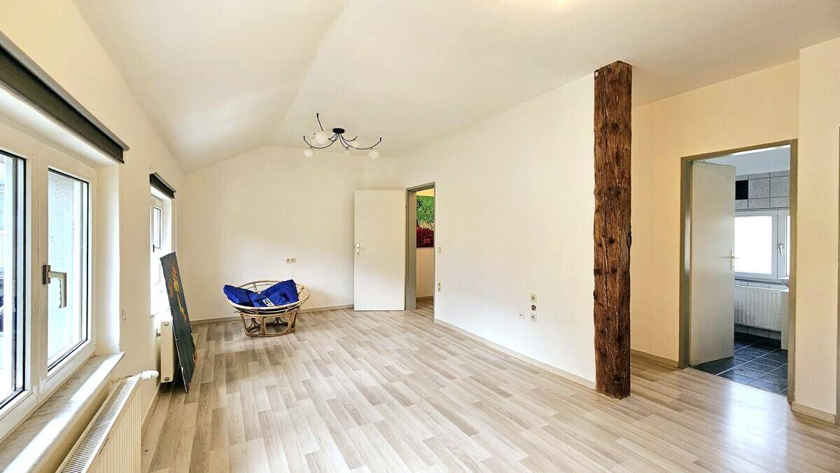 Charmante Maisonette-Wohnung mit 4 Schlafzimmern – ideal für Familien oder Studenten-WG - FH Nähe - Ansicht 5
