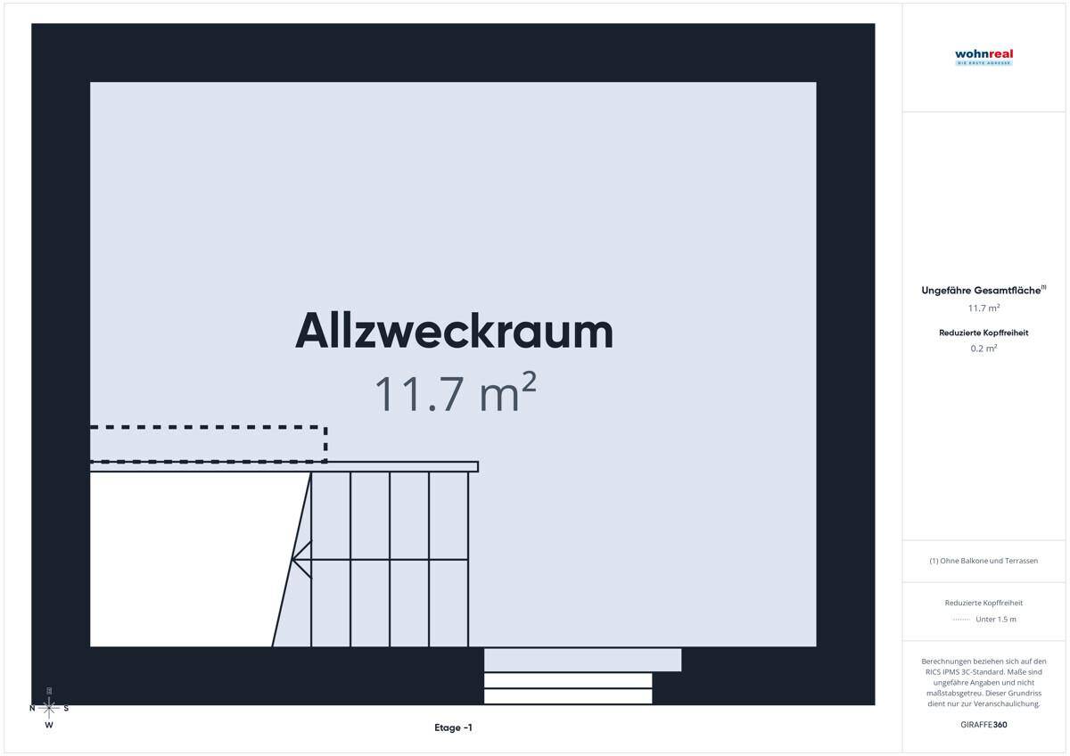 Grundriss der Etage -1 mit einem großen Allzweckraum und Treppenabgang.