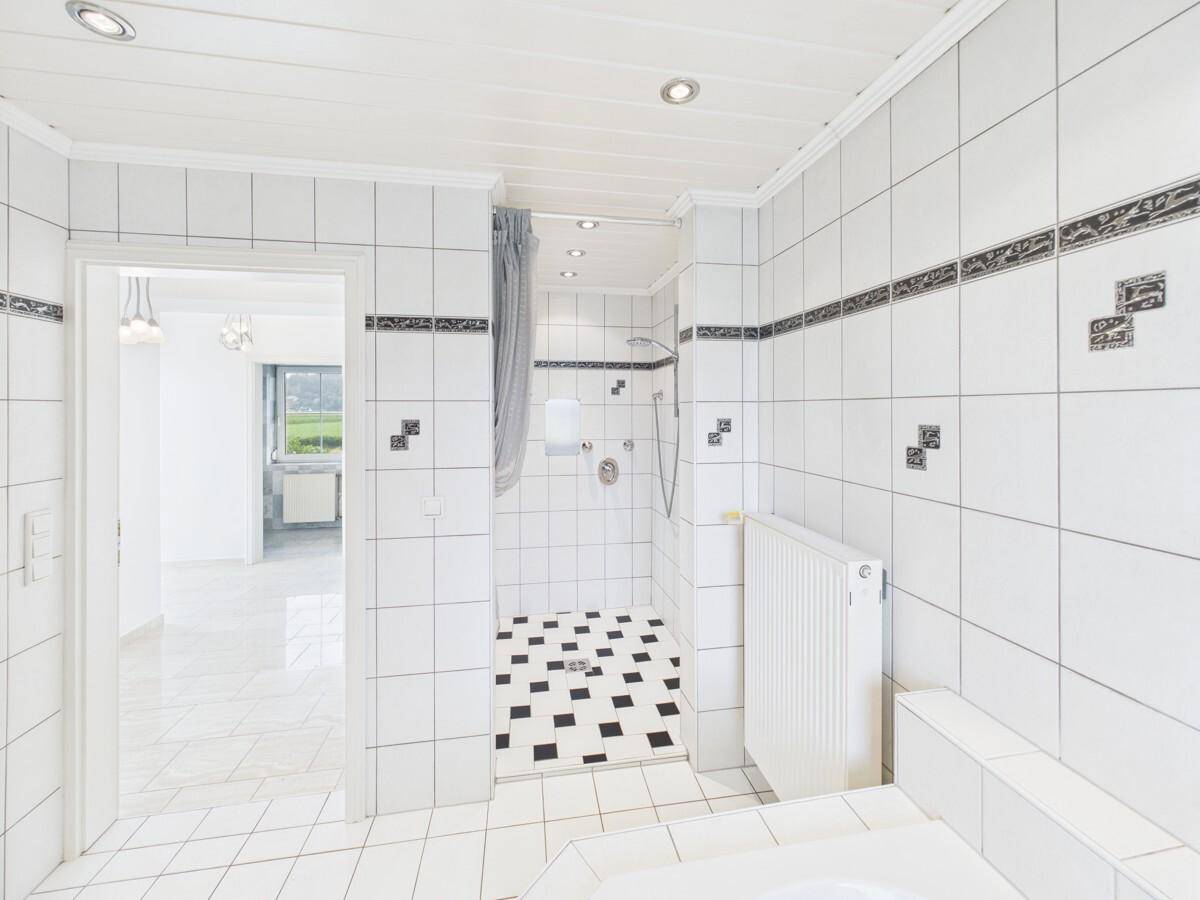 Badezimmer OG