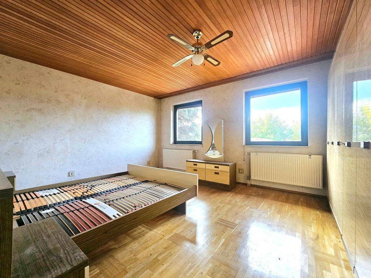 Schlafzimmer EG