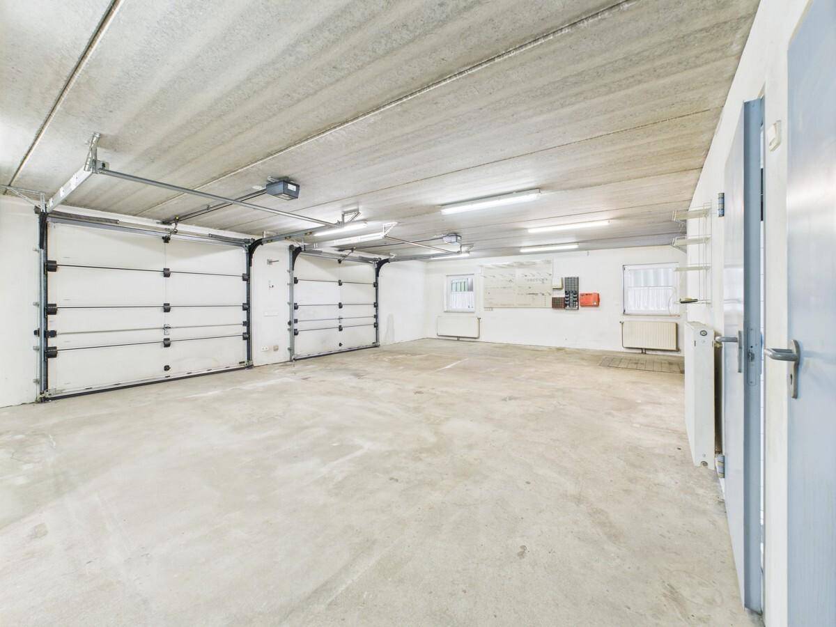 Garage/Werkstattat