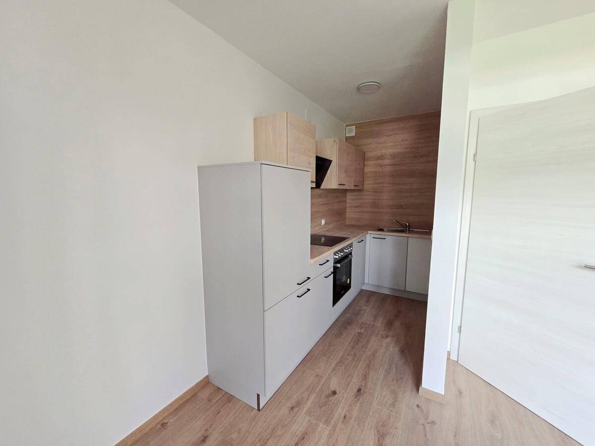 Zentrale, schöne 2-Zimmer Maisonette Wohnung mit Loggia - Ansicht 3
